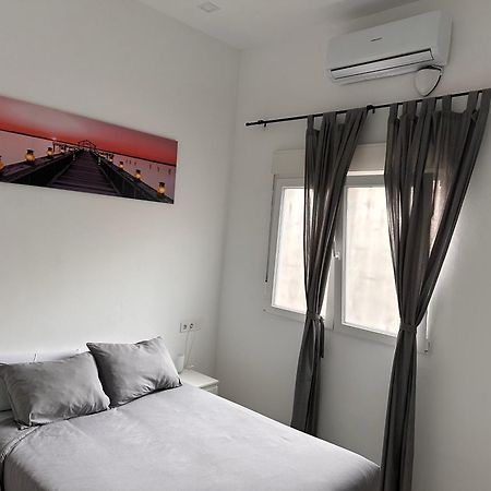 Apartamento En Planta Baja Cerca De La Playa En Badalona Kültér fotó