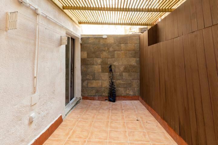 Apartamento En Planta Baja Cerca De La Playa En Badalona Kültér fotó